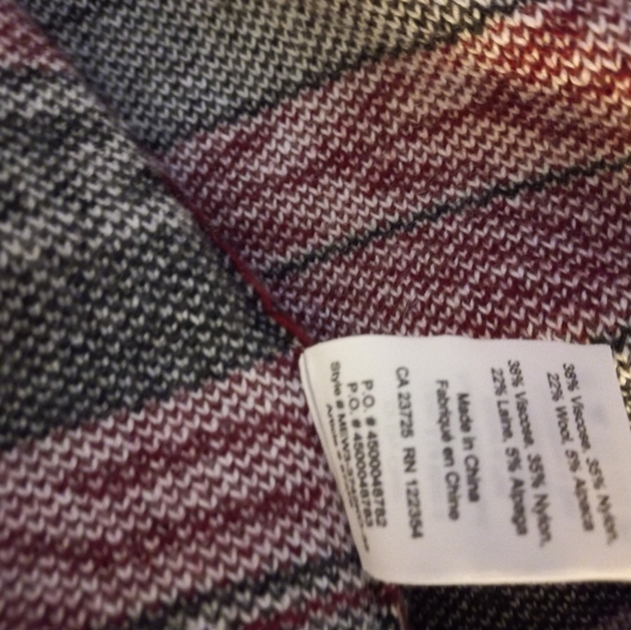 NWT TNA ROOHAN SWEATER -XXS/XS - Picture 5 of 9